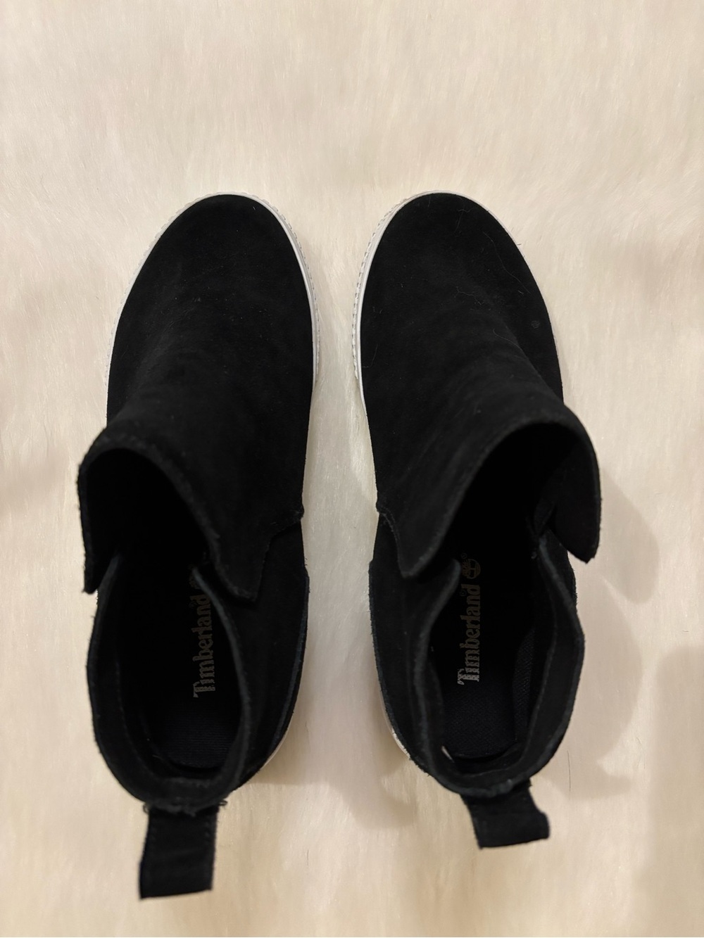 Timberland Skyla Bay Booties in Black Suede - Picture 5 of 9